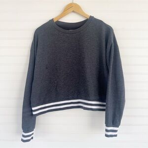 Mossimo crop sweater size large